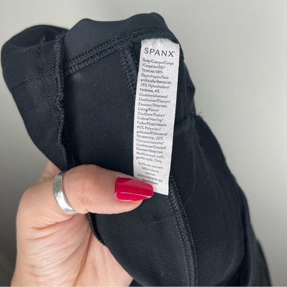 Spanx The Perfect Pant, Hi-Rise Flare Size 1X Petite - Picture 9 of 12